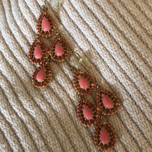 Stella and Dot summer fun earrings in pink